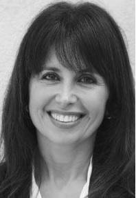 Dr. Gita Zarnegar